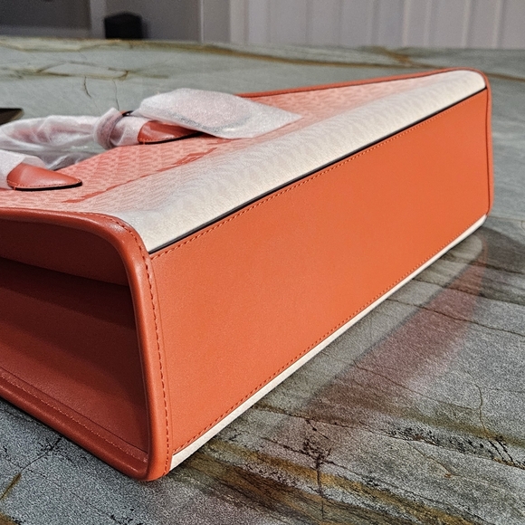 Michael Kors Mirella Ombre Coral and White Tote/Crossbody Bag NWT - Picture 13 of 16